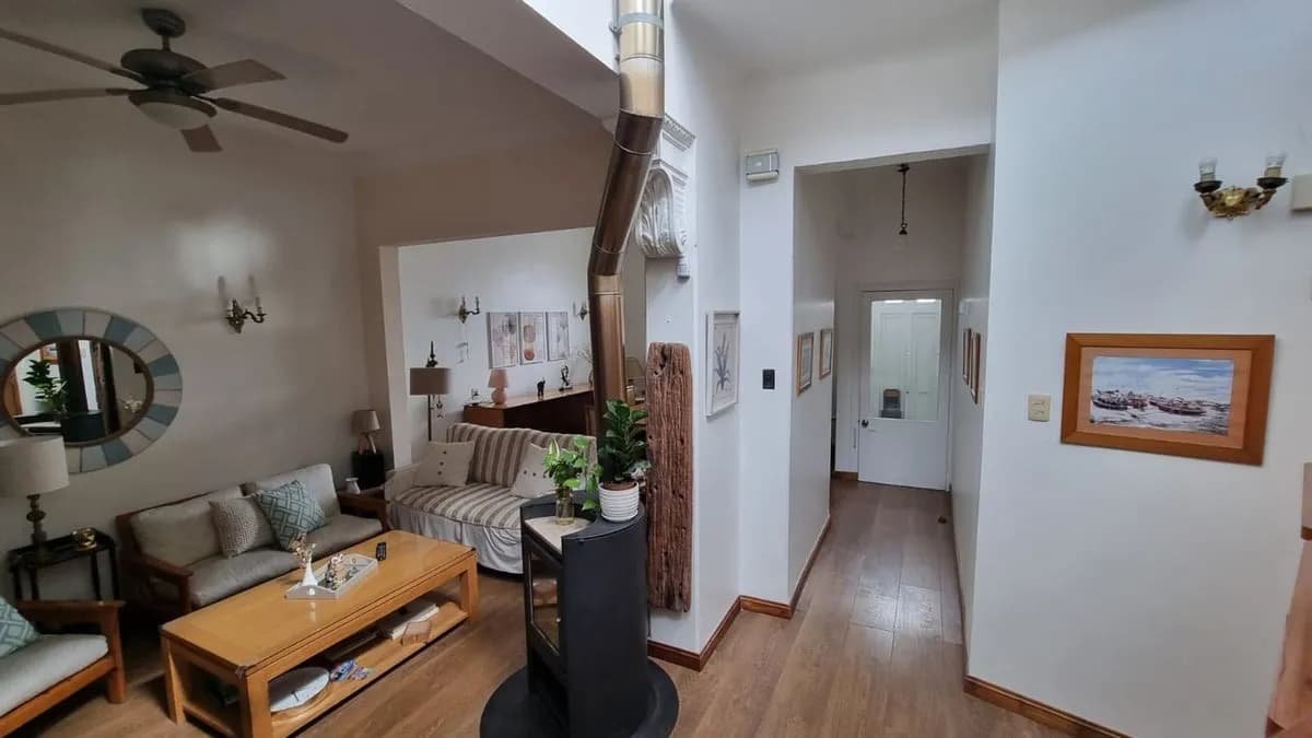 Venta Casa Reducto 3 Dormitorios, 2 Baños, Garaje — foto 4