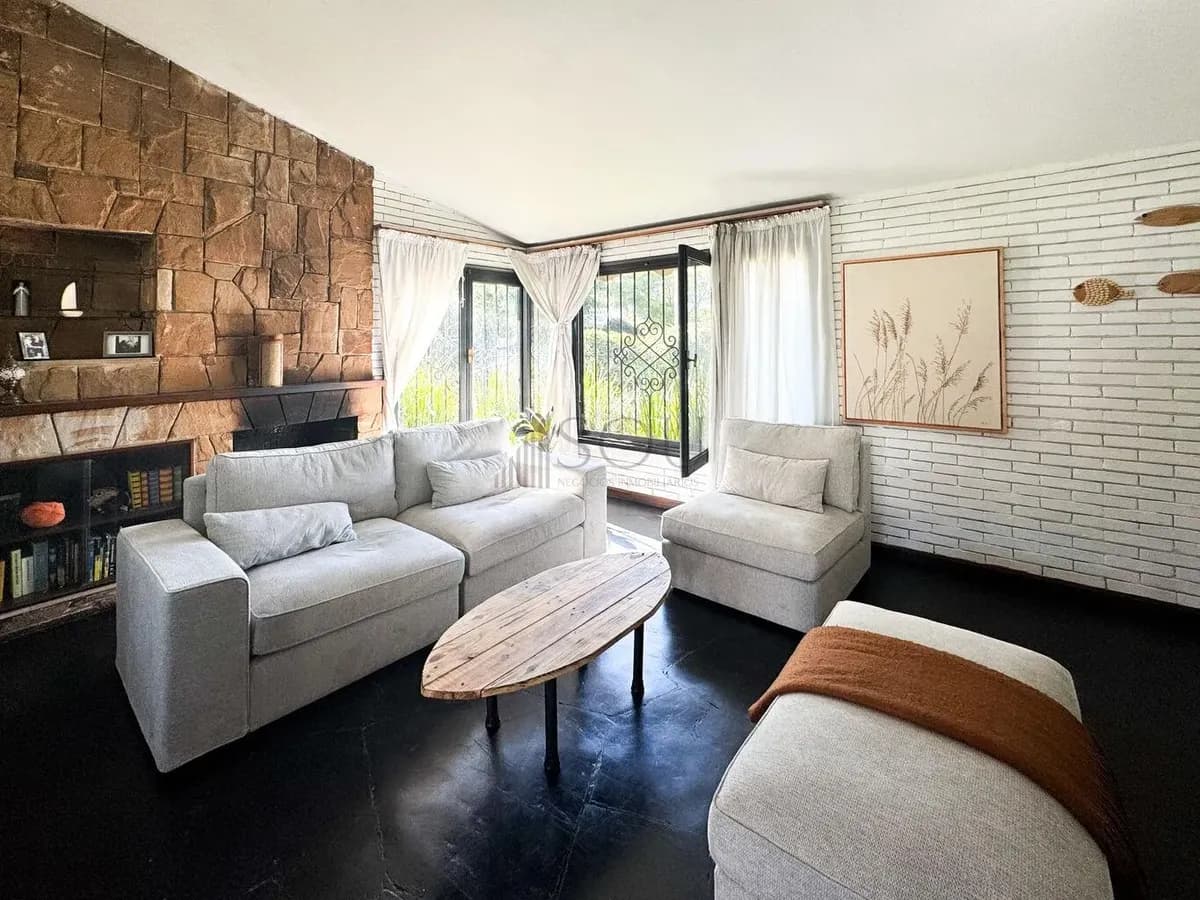 Venta De Casa En Carrasco Sur Con Piscina Y Cuatro Garajes — foto 4