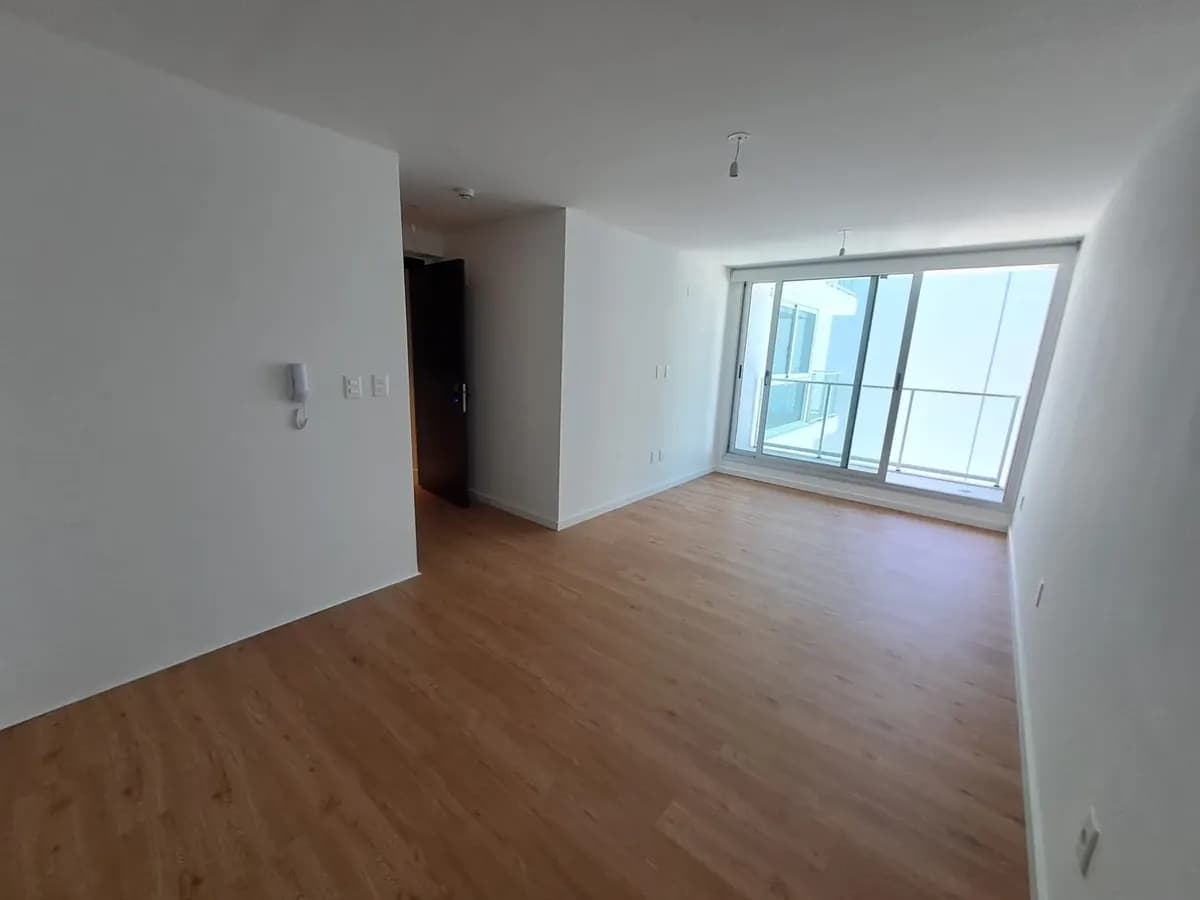 Alquiler Apartamento Monoambiente A Estrenar En El Centro Masmío $21.000