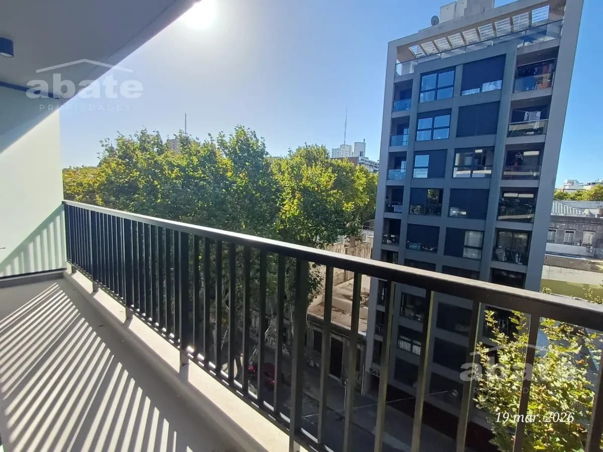 Alquiler Apartamento 1 Dormitorio, Piso 6 Con Terraza