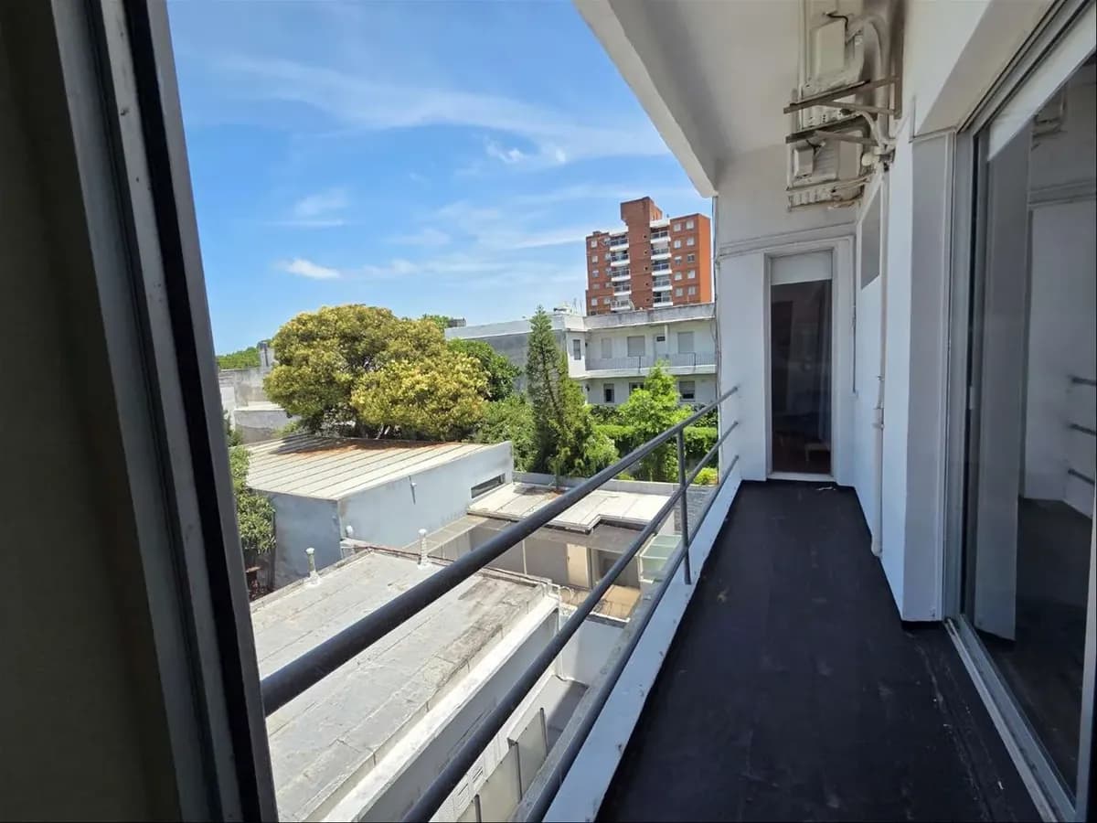 Alquiler Hermoso Apto 3 Dormitorios 2 Baños Con Muebles — foto 4