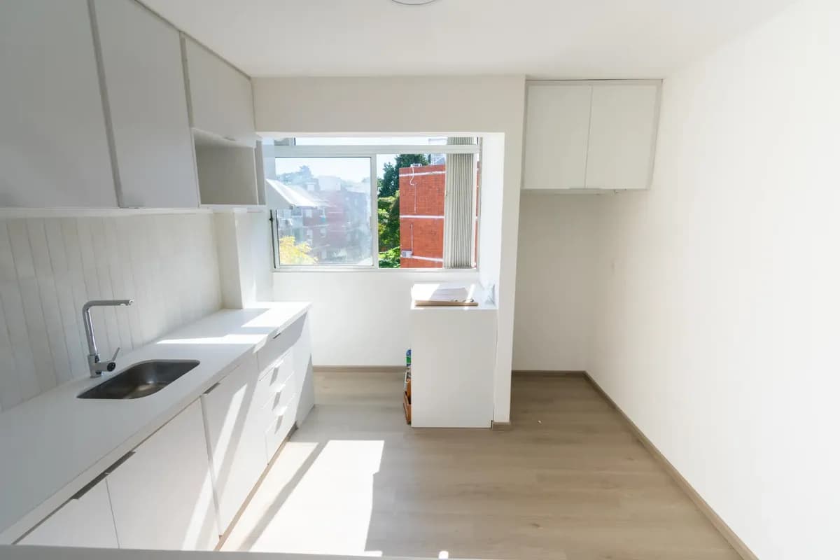 Alquiler Apartamento Prado, 2 Dorm, 1 Baño Cocina Y Estacionamiento. — foto 4