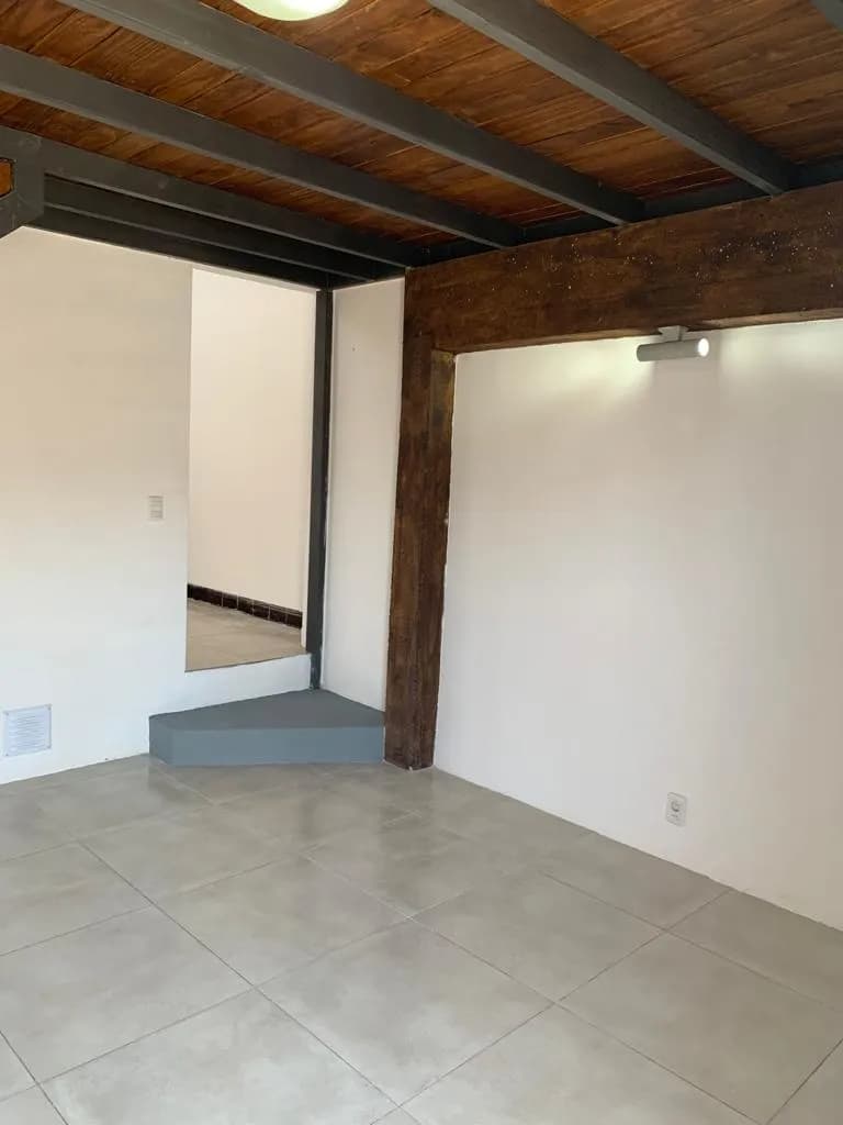 Apartamento Directo A La Calle A Media Cuadra De La Terminal De Colón — foto 4