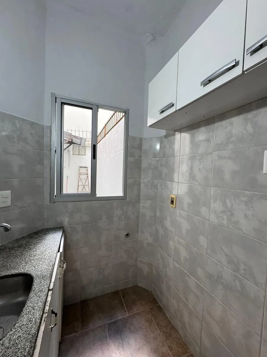 Alquiler Apartamento 2 Dormitorios Y Patio En Excelente Zona De Cordón — foto 4